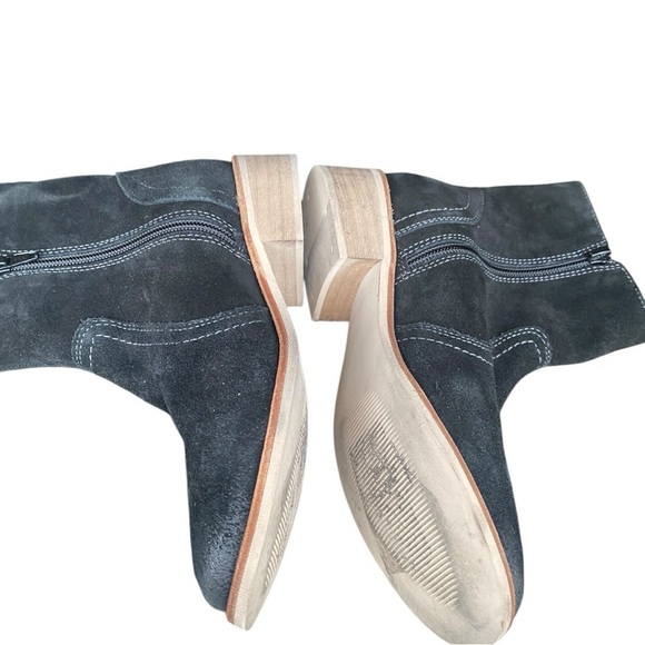 Crevo Linley Black Suede Distressed Booties I Size: 6 - Picture 5 of 11